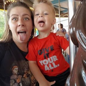 Meet your Posher, Emily